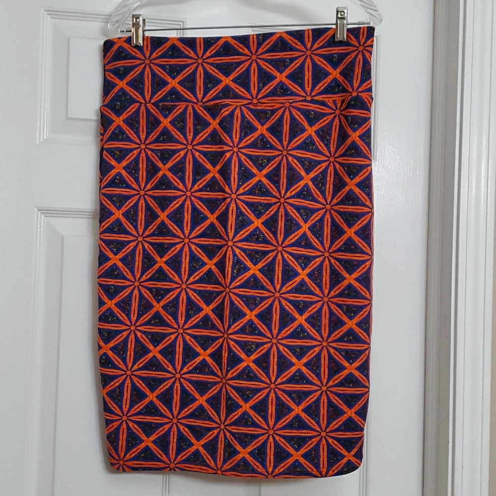 Lula Roe Cassie Skirt